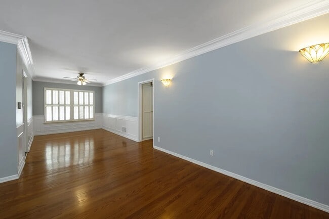 Photo - 10723 Ashton Ave