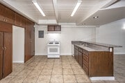 3BR, 2BA - 1,620SF - Kitchen - 16141 Eucalyptus Ave