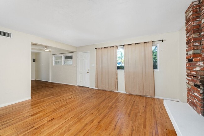 Photo - 1231 Evilo St