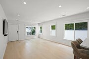 Photo - 619 Westmount Dr House
