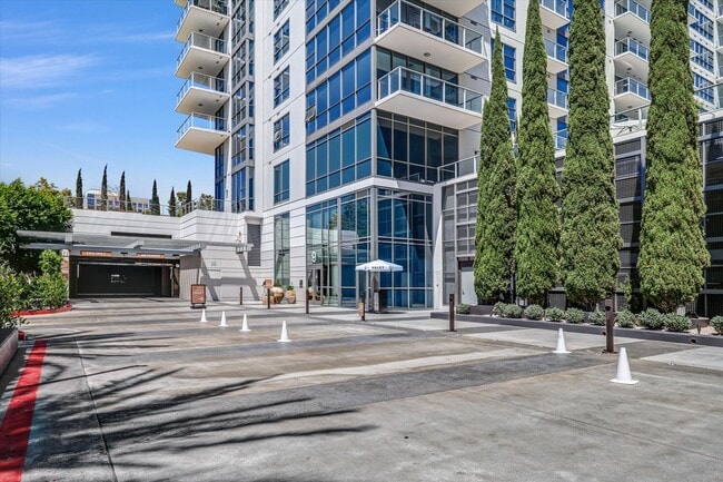 Photo - Luxury Elevated Living 1 Bed 1.5 Bath Condo at Skyline OC Unit 403