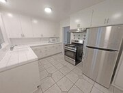Photo - 833 S Plymouth Blvd Apartment Unit 5