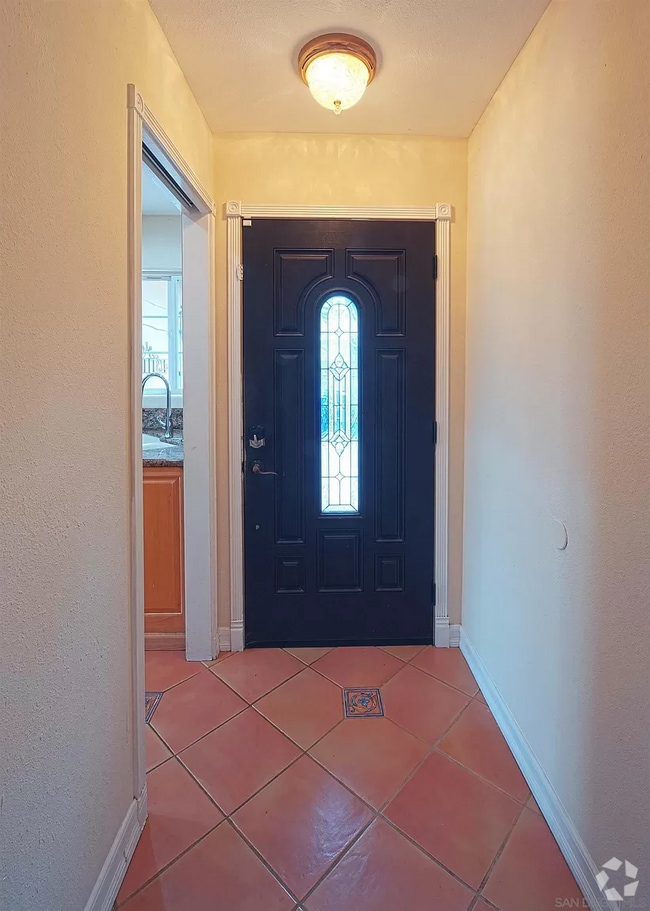 Building Photo - 4649 Mt Armet Dr Rental