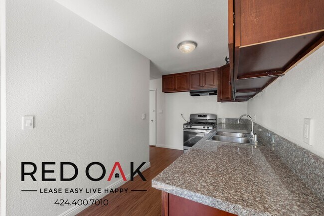 Photo - 17830 Sherman Way Unit 331