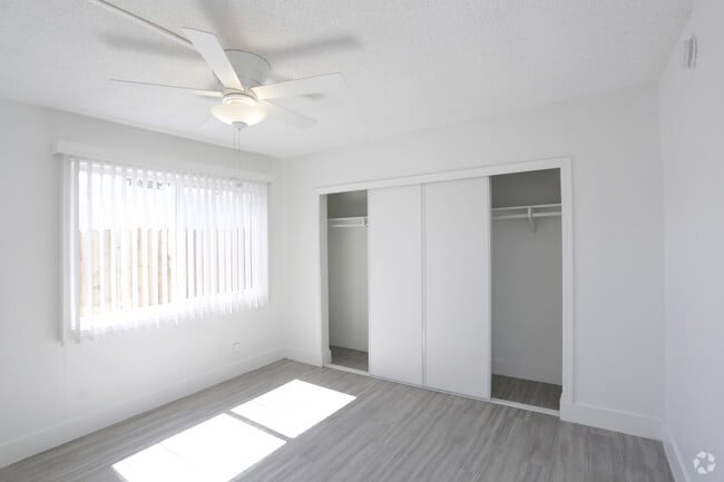 1 BR, 1 BA - 650 SF - Willow Glen Apartments