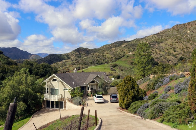 Building Photo - Ojai Views Rental