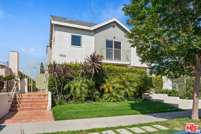 Photo - 1925 22nd St Condo Unit 1