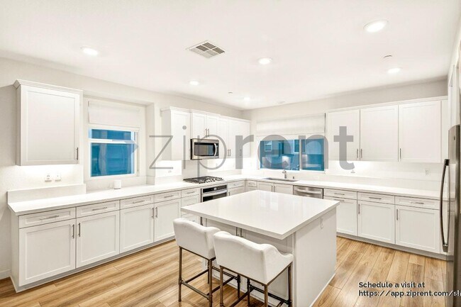 Photo - 27578 Manzanita Wy