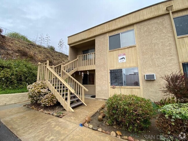 Building Photo - 6670 University Ave Rental