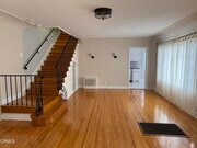 Photo - 920 Summit Dr