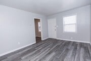 Photo - 1094 Cherry Ave Apartments