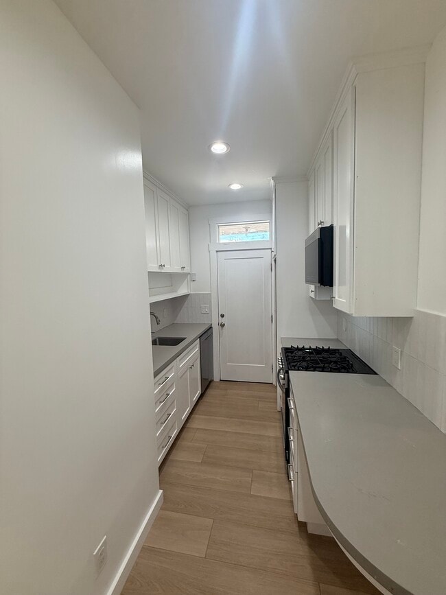 Photo - 1404 Colton St Unit 1404