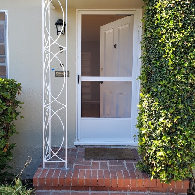 Photo - 847 12th St Unit B