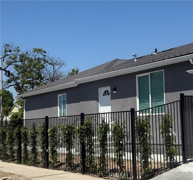Building Photo - 11156 Wyandotte St Rental