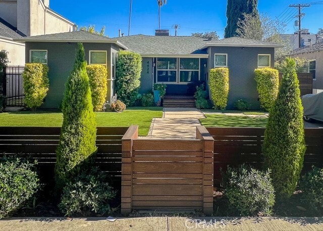 Building Photo - 4424 Ethel Ave