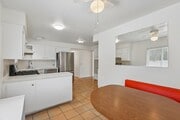 Photo - 3Bd/2ba Home w/parking in Santa Monica