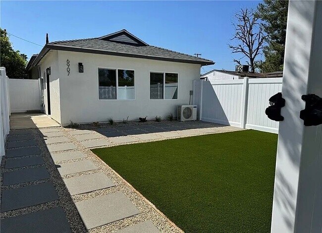Photo - 6907 Laramie Ave