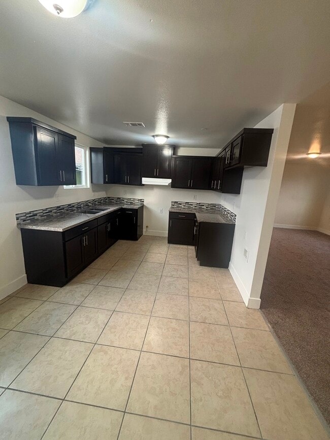 Photo - 232 W 91st St