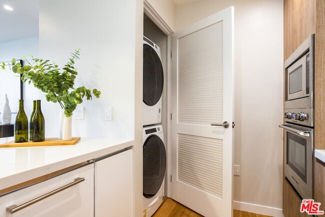 Photo - 11600 Dunstan Way Unit 208