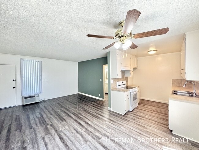 Photo - 6729 Cleon Ave Unit 30
