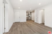 Photo - 2232 W 24th St Apartment Unit 207