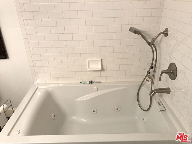 Photo - 8727 Shoreham Dr Unit 2