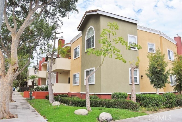 Photo - 1215 E San Antonio Dr Apartment