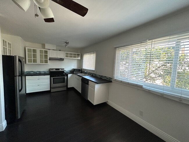 Photo - 1901 6th St.