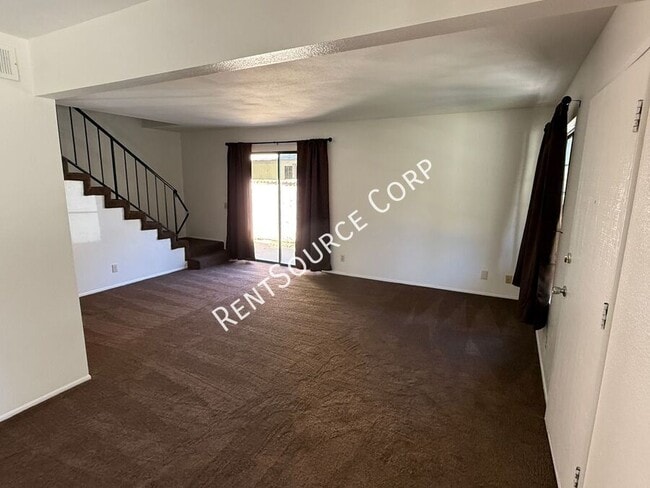 Photo - 1311 W Ave J 4