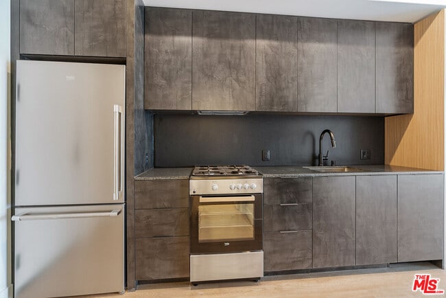 Photo - 10700 Tabor St Unit 503