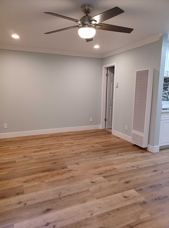 Photo - Roscoe Tower