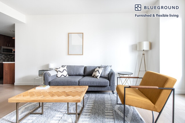 Photo - 225 S Grand Ave Unit FL15-ID370