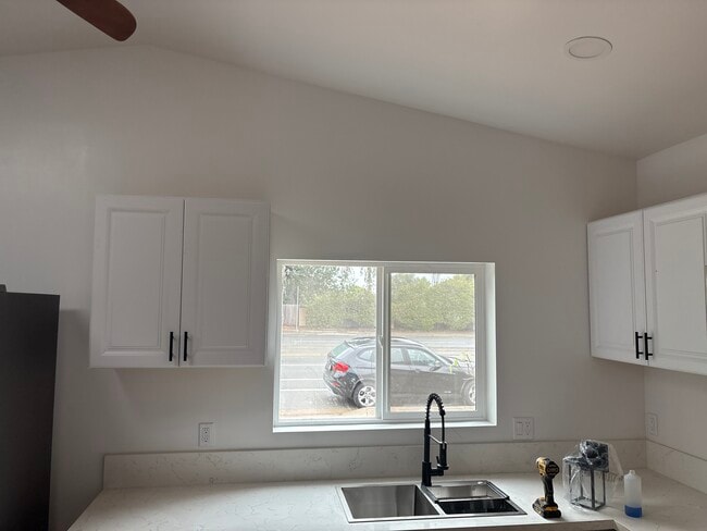 Photo - 4247 Governor Dr