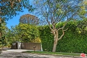 Photo - 400 Chautauqua Blvd House