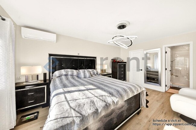 Photo - 19700 Blythe St