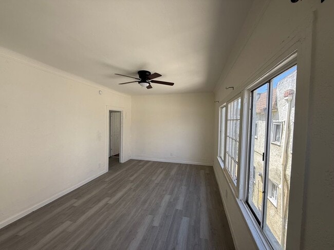 Photo - 116 S Mathews St