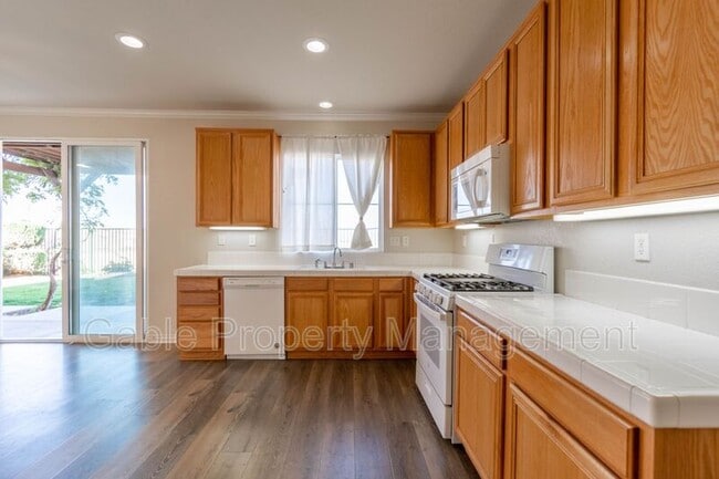 Photo - 37400 Queen Anne Pl