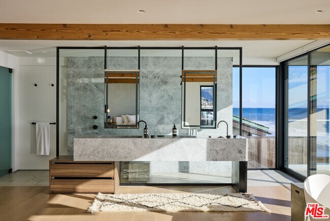 Photo - 24548 Malibu Rd