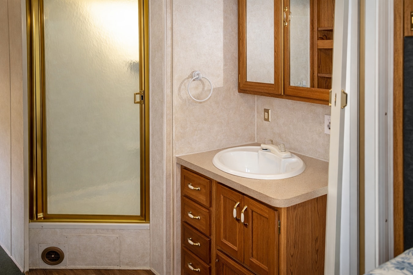 Photo - 935 Avocado Ave