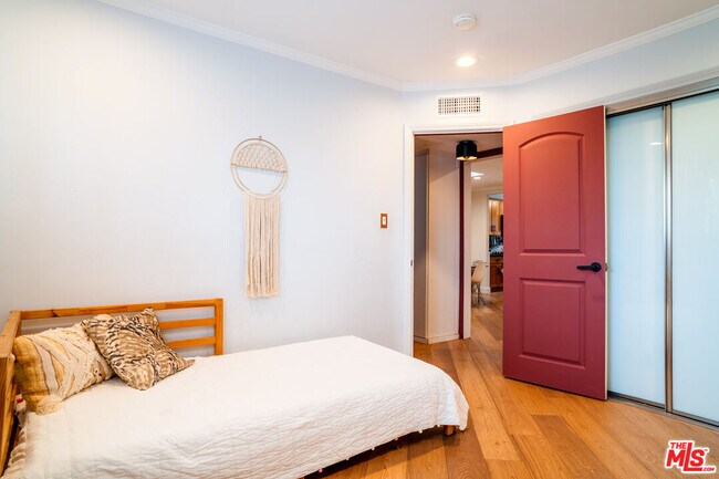 Photo - 1144 10th St Unit 8