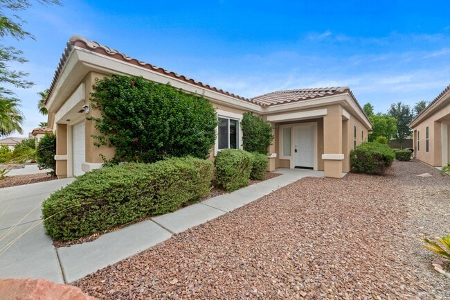 Photo - 78685 Rockwell Cir