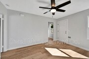 Photo - 2176 Bacon St