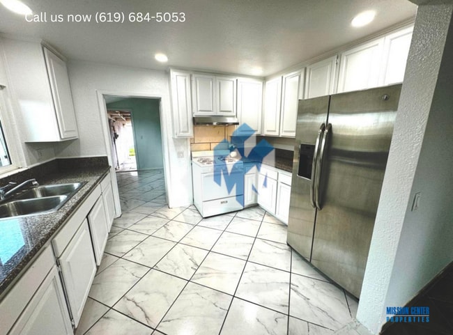 Photo - 5256-5260 Groveland Drive Unit 5258 - House
