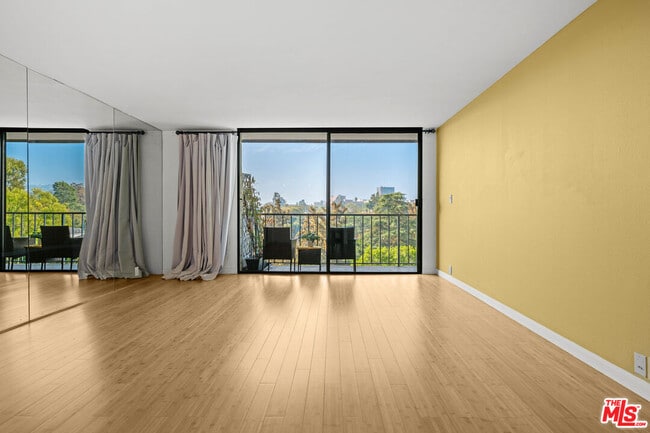 Photo - 10535 Wilshire Blvd Unit 904