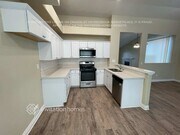 Photo - 32390 Ontario Way