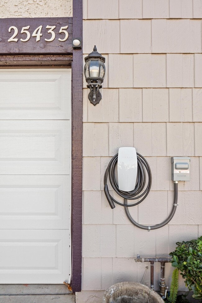 Photo - 25435 Via Pacifica