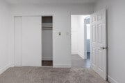 1BR, 1BA - 520SF - La Paloma Apartments