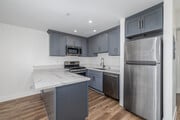 1BR, 1BA - 650SF - Kitchen - 14628 Delano