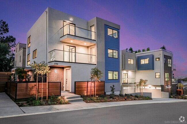 Building Photo - 2126 San Clemente St Rental