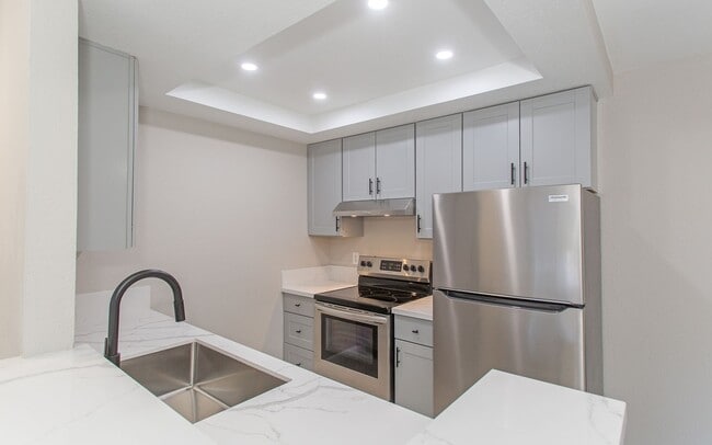 Photo - Lovely upstairs 2 bedroom Condo with Modern upgrades in Oceanside Unit 176